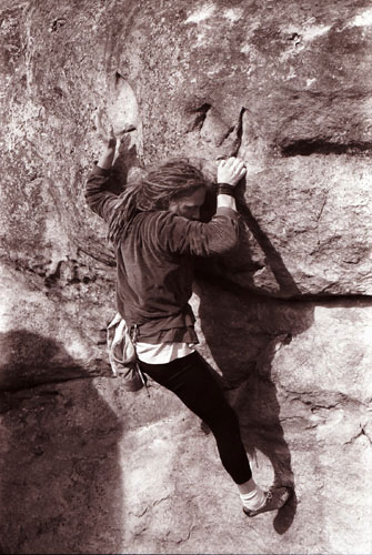 L'hyper surplomb 7a bloc 1996 Fontainbleau